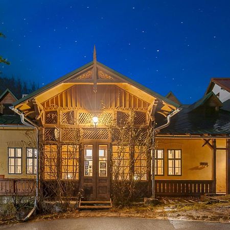 Sovi Dom- Historicke Apartmany Z 19 Storocia, 4Km Od Banskej Stiavnice Svätý Anton Exterior foto