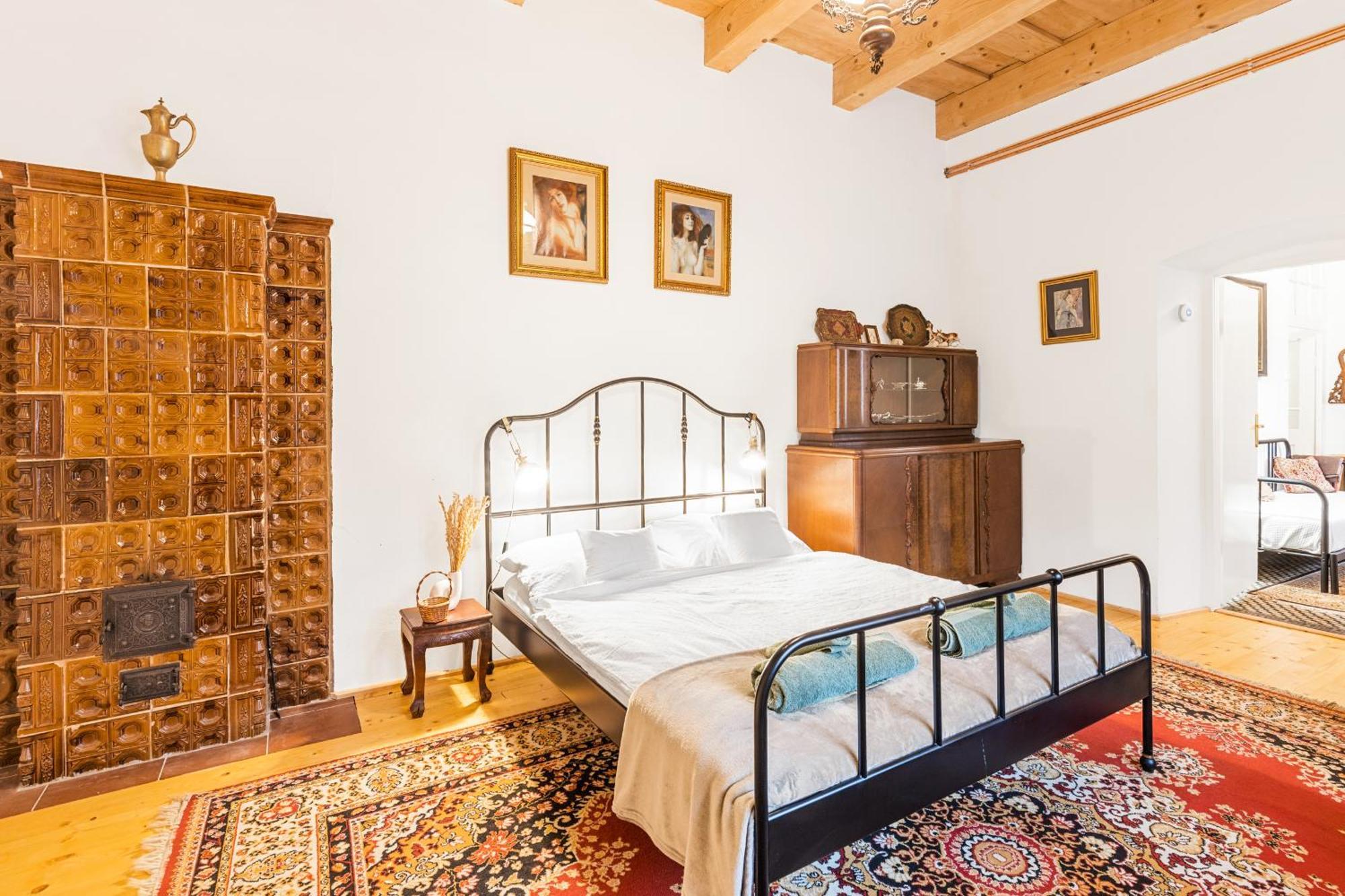 Sovi Dom- Historicke Apartmany Z 19 Storocia, 4Km Od Banskej Stiavnice Svätý Anton Exterior foto