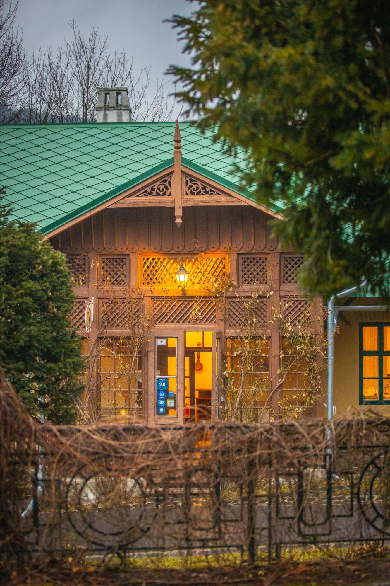 Sovi Dom- Historicke Apartmany Z 19 Storocia, 4Km Od Banskej Stiavnice Svätý Anton Exterior foto