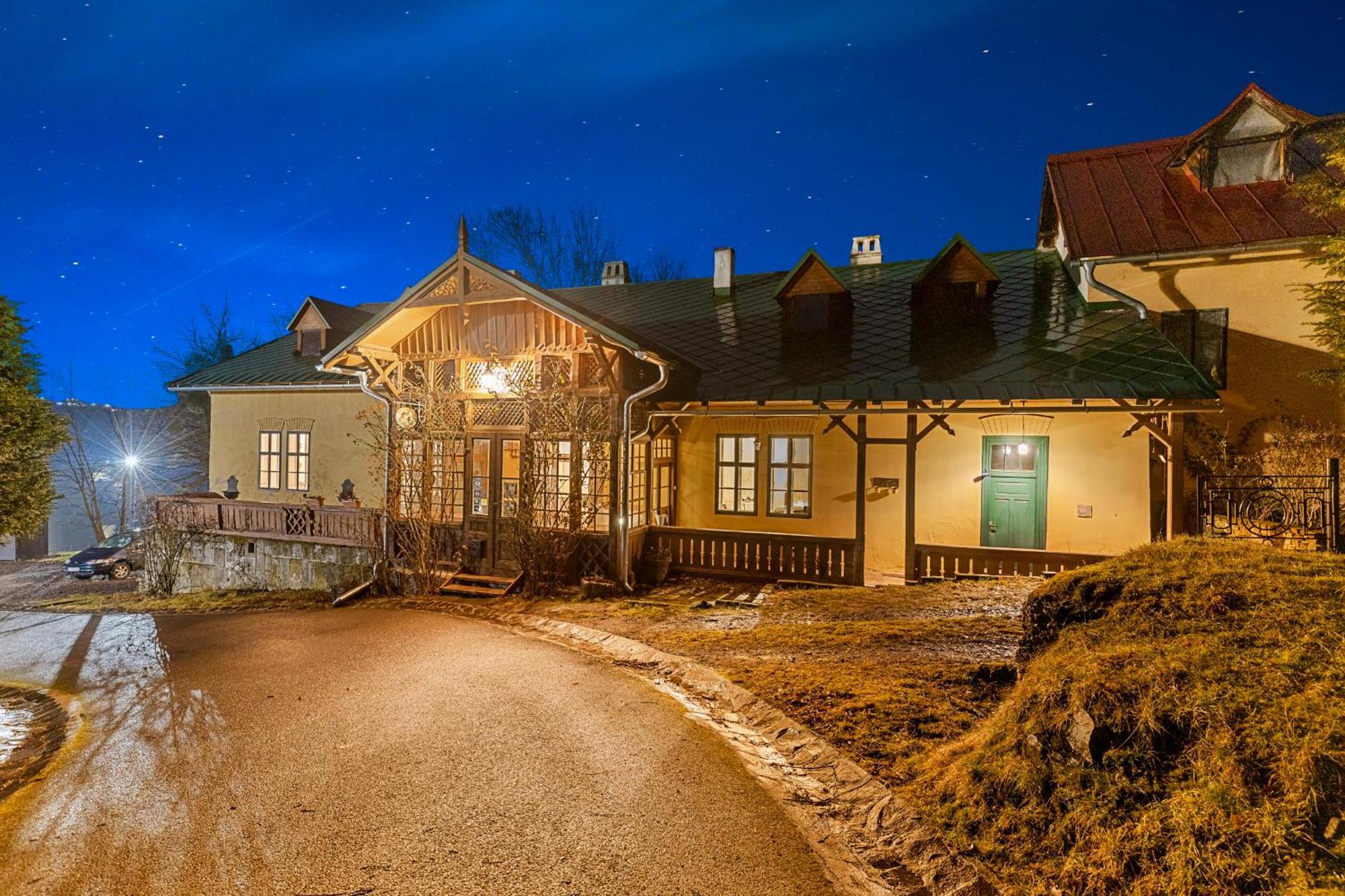Sovi Dom- Historicke Apartmany Z 19 Storocia, 4Km Od Banskej Stiavnice Svätý Anton Exterior foto